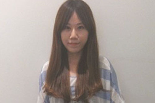 11届商务管理朱 薇