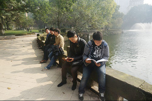 考前争分夺秒 考前争分夺秒