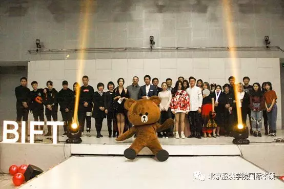 1515140439115087.png 演出圆满结束15.png